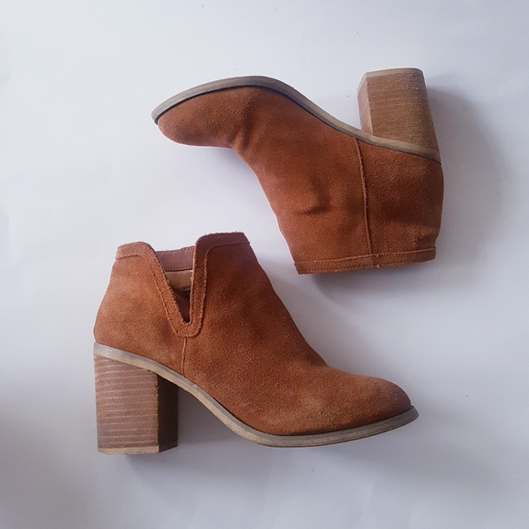 URBAN OUTFITTERS Brown Suede Ankle Boots - Picture 8 of 11